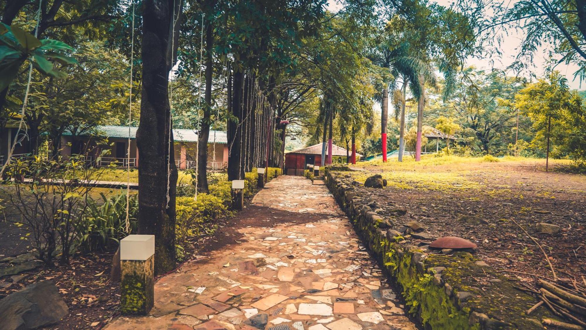 Whispering Peepul Resort Badlapur Exterior photo